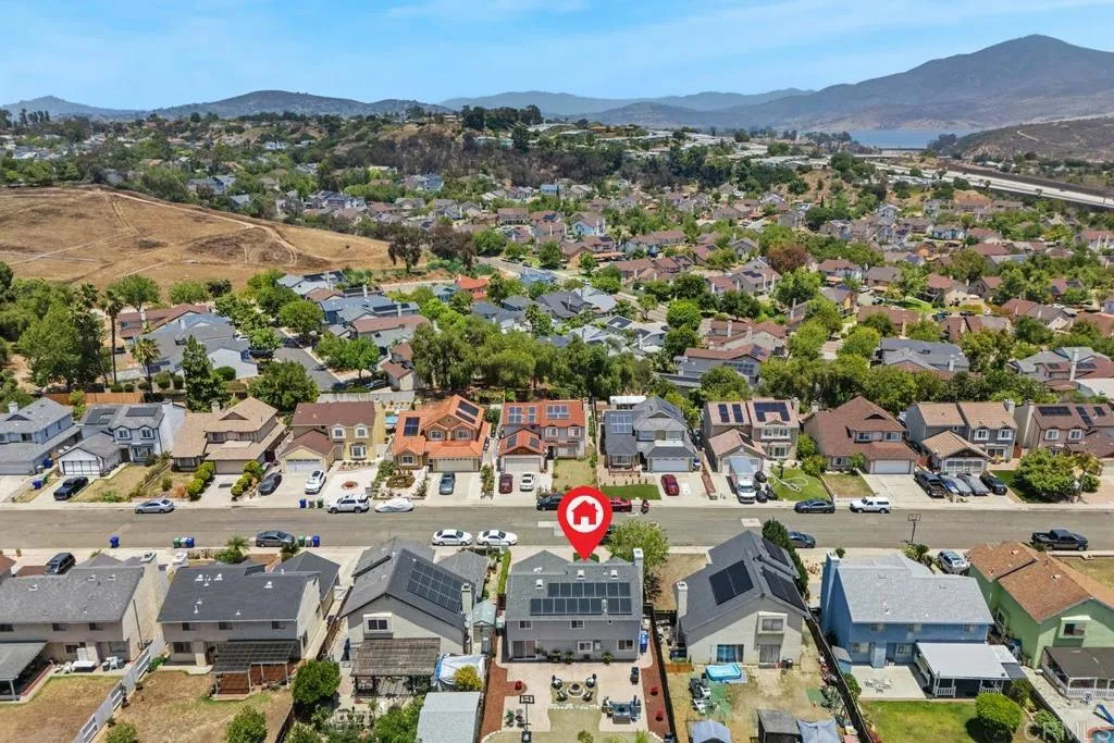 https://cdn.realtyfeed.com/cdn/127/306730327/b21c3e80318d074a07bc483befdedb14.webp