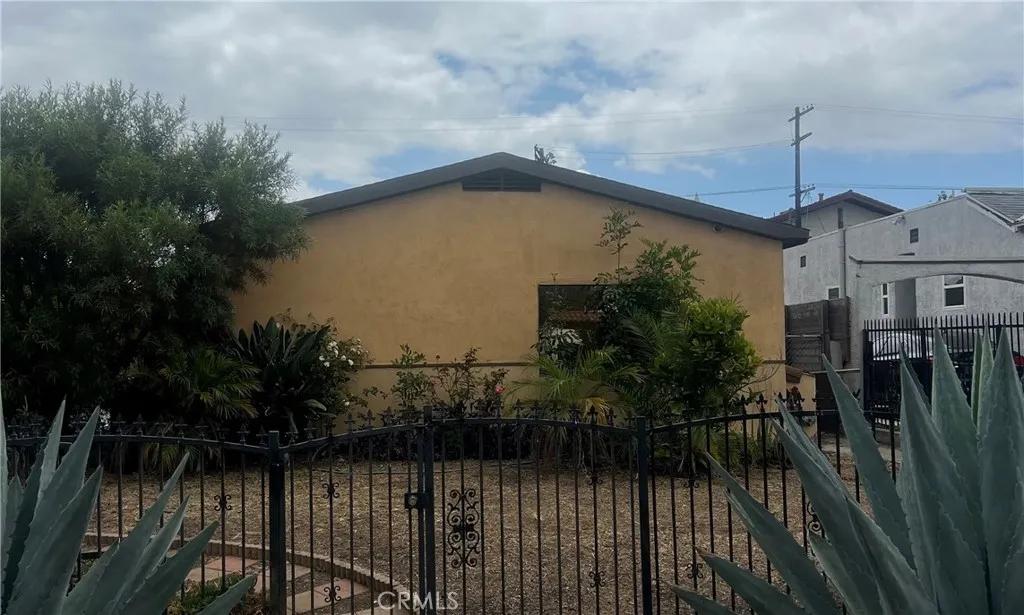 1648 W 85th, Los Angeles, CA 90047 - Main photo, Los Angeles, CA