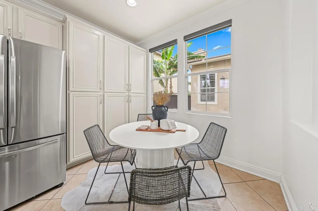 https://cdn.realtyfeed.com/cdn/127/306730425/5cb1418a6934360f141679938fee4392.webp