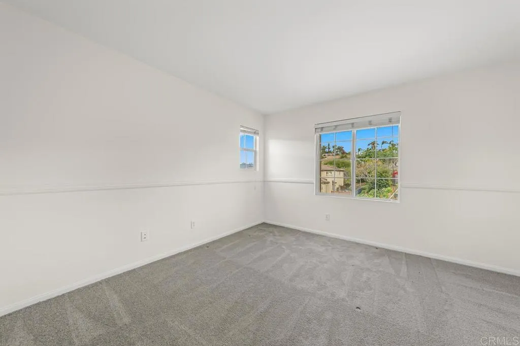 https://cdn.realtyfeed.com/cdn/127/306730425/8af3613bc0afe7e836762679162ca494.webp
