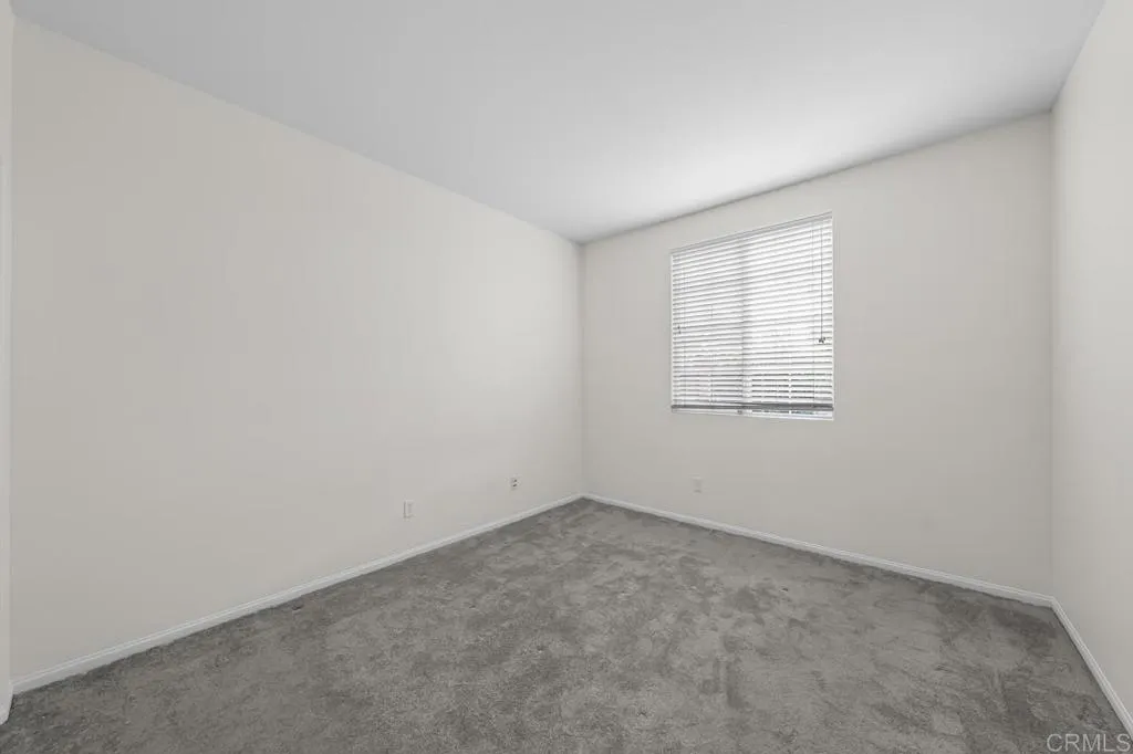 https://cdn.realtyfeed.com/cdn/127/306730425/bf19591d2a46879ba919e585cb4cf7b8.webp