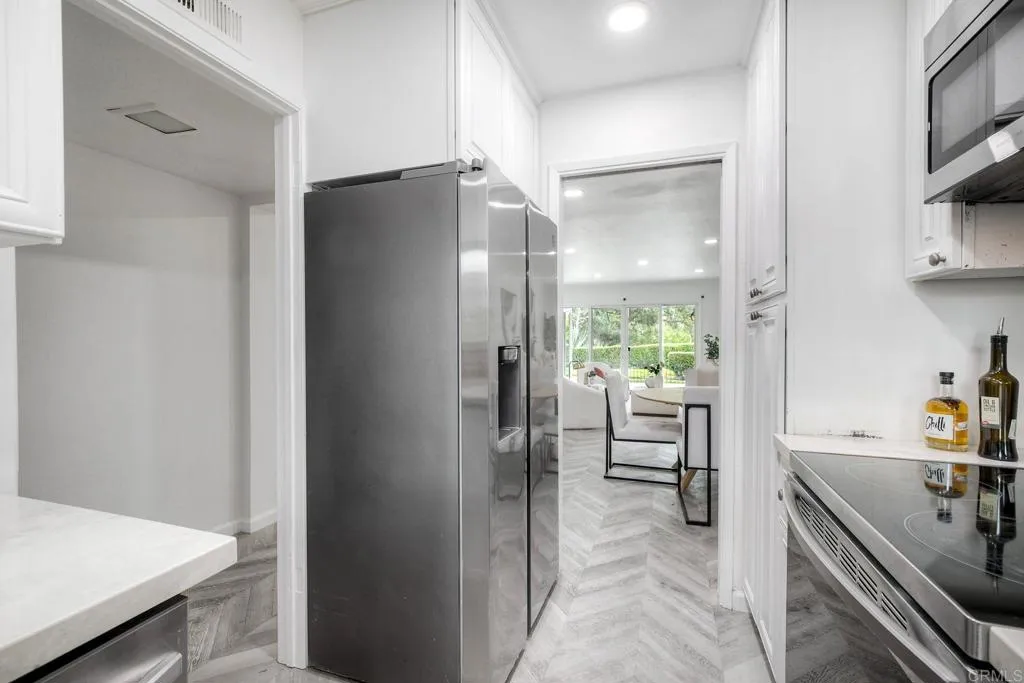https://cdn.realtyfeed.com/cdn/127/306730446/126d4718ad67cd57de1122099f8ed8a2.webp
