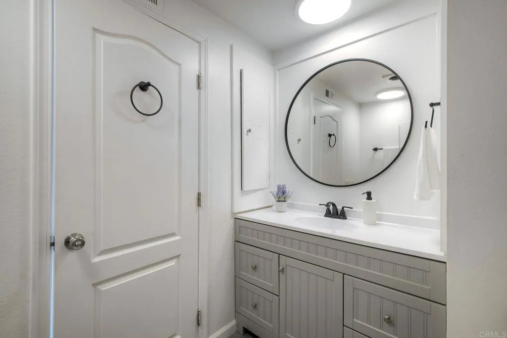 https://cdn.realtyfeed.com/cdn/127/306730446/dfe936c2245776e6a7192ca875fb7444.webp