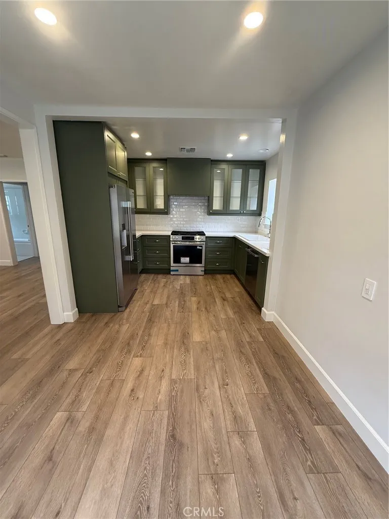 La Crescenta, CA 91214