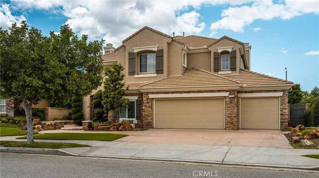 934 N Big Sky