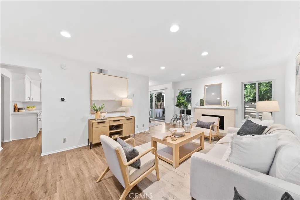 Irvine, CA 92604