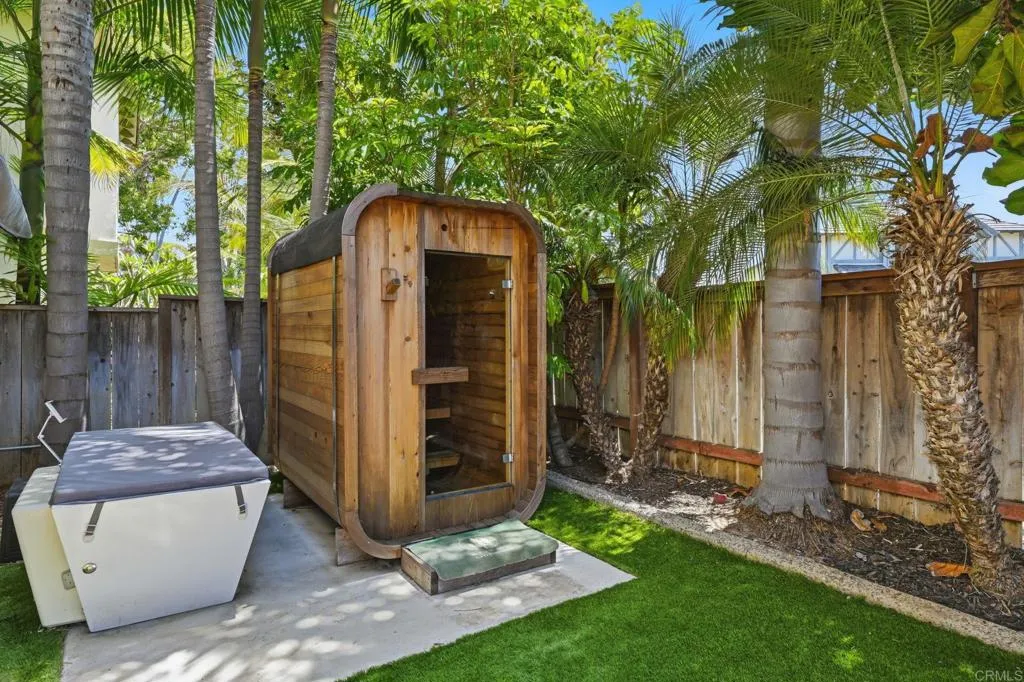 https://cdn.realtyfeed.com/cdn/127/306730528/861cd280ac1a6d8f43dbc805882d433c.webp