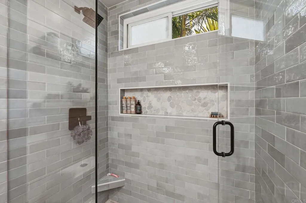 https://cdn.realtyfeed.com/cdn/127/306730528/a9de9919227d01bd9fbde4a484fdc006.webp