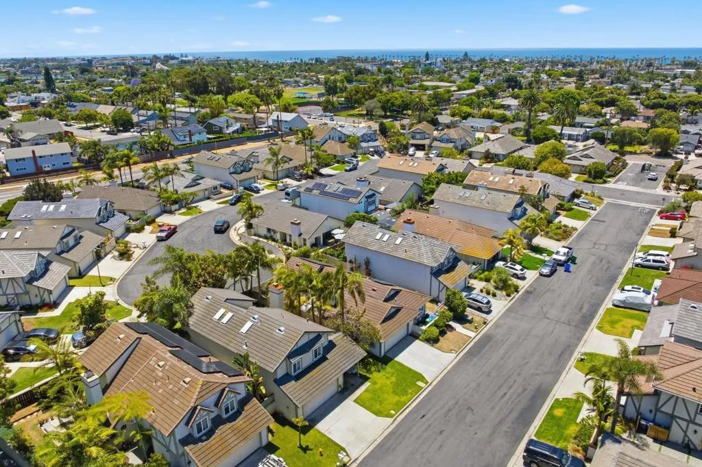 https://cdn.realtyfeed.com/cdn/127/306730528/c94a096405faf675890f03088db5a965.webp