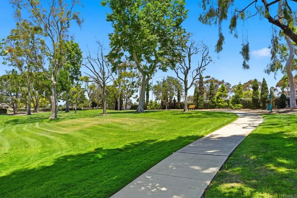 https://cdn.realtyfeed.com/cdn/127/306730528/d8a02db15618ae4f1049af69d4e8a2d3.webp