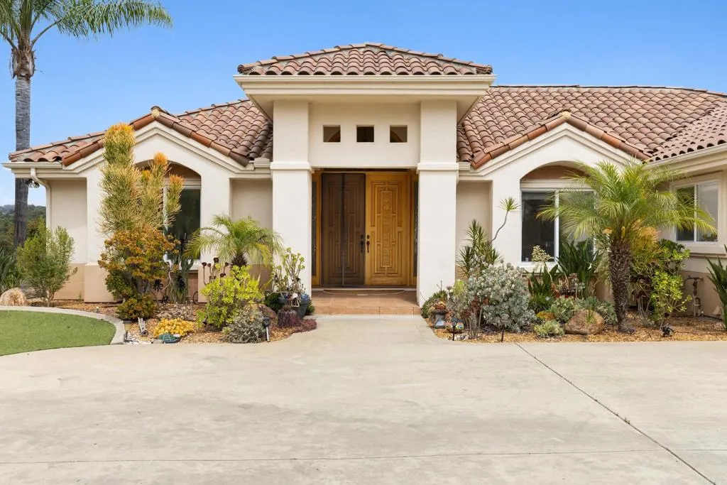 https://cdn.realtyfeed.com/cdn/127/306730605/b7e76952fc888ad1d4be1f4b04471506.webp