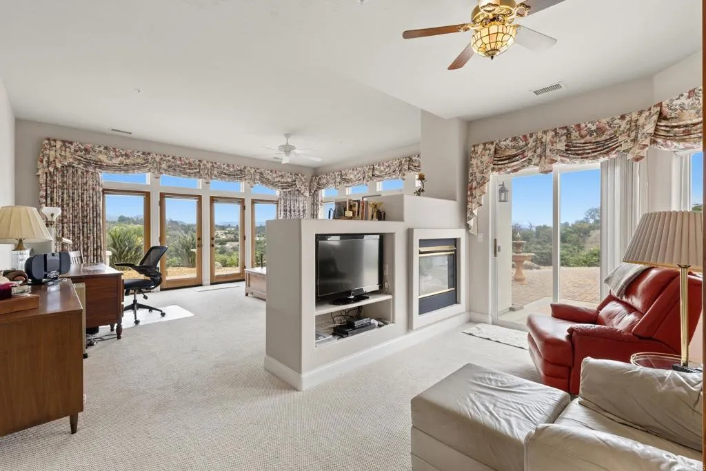 https://cdn.realtyfeed.com/cdn/127/306730605/b8739a5fcd0b2f87e11bab20e9d96a0f.webp