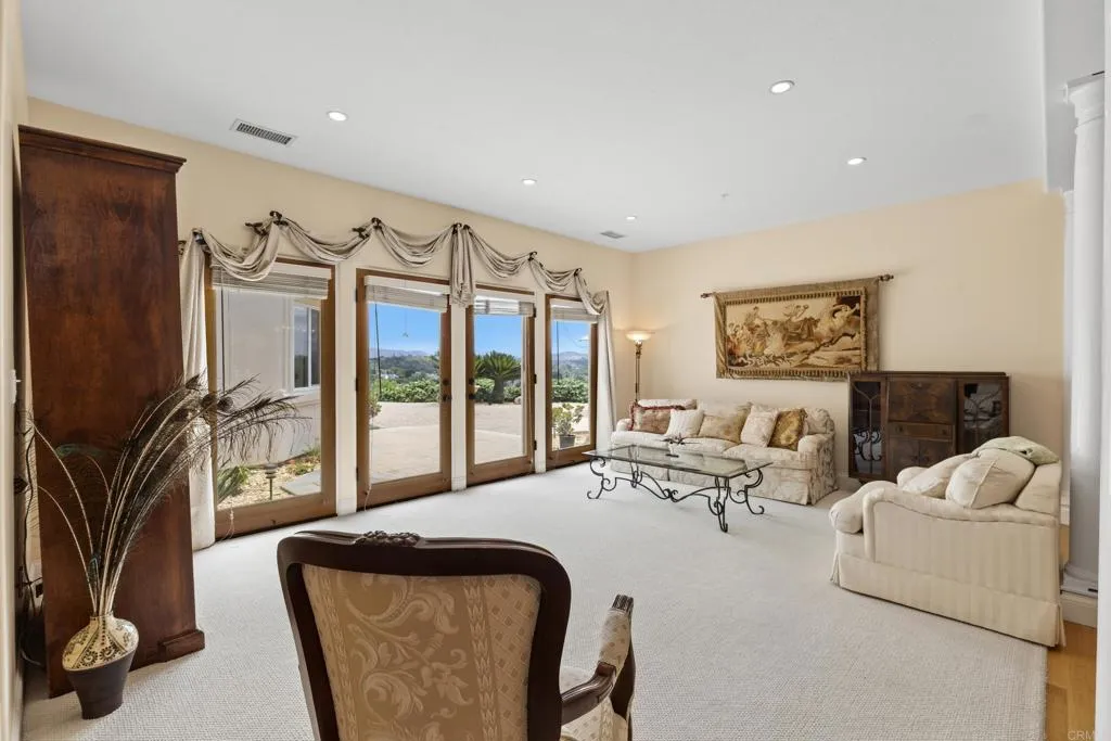 https://cdn.realtyfeed.com/cdn/127/306730605/d206a2f2b0827f224f2c9ca79cd9d866.webp