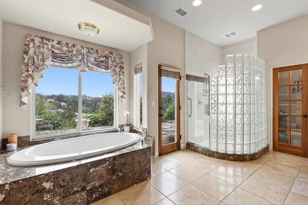 https://cdn.realtyfeed.com/cdn/127/306730605/d52ff579c135d1b1348ab11e0b009f3a.webp