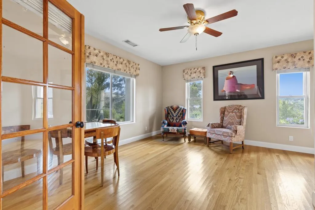 https://cdn.realtyfeed.com/cdn/127/306730605/ec28a7d3fd1c62202f13dd3838593aac.webp