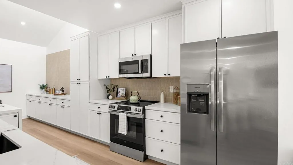 https://cdn.realtyfeed.com/cdn/127/306730616/09b60433e0bab29c929e9a9a6ae10db2.webp