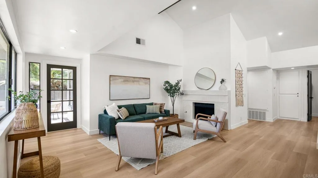 https://cdn.realtyfeed.com/cdn/127/306730616/67e7e7f34bff6f69ee87efa4745cde45.webp