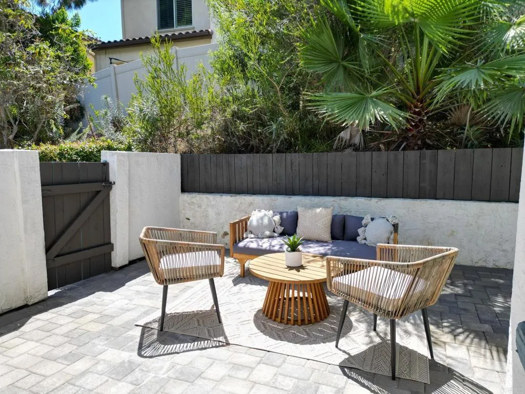 https://cdn.realtyfeed.com/cdn/127/306730616/fa2ad19f6a60155d1b52b55a33b0713b.webp