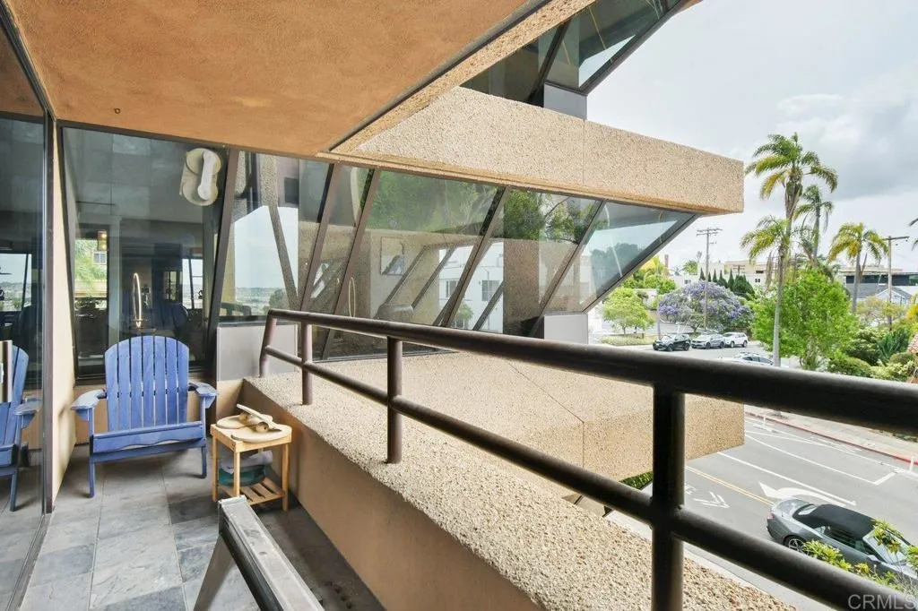 https://cdn.realtyfeed.com/cdn/127/306730617/48768d62803a8c1ff7f32e01d943627b.webp
