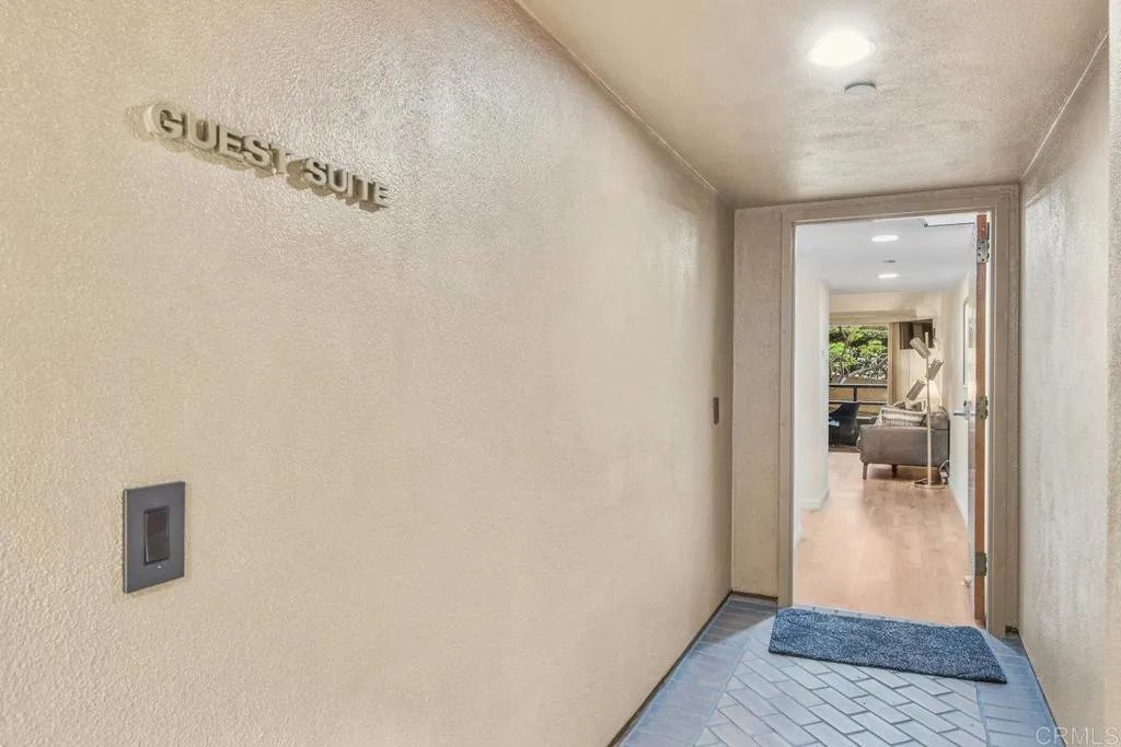 https://cdn.realtyfeed.com/cdn/127/306730617/746996ca4c3001bdaaec9ea37af927dc.webp