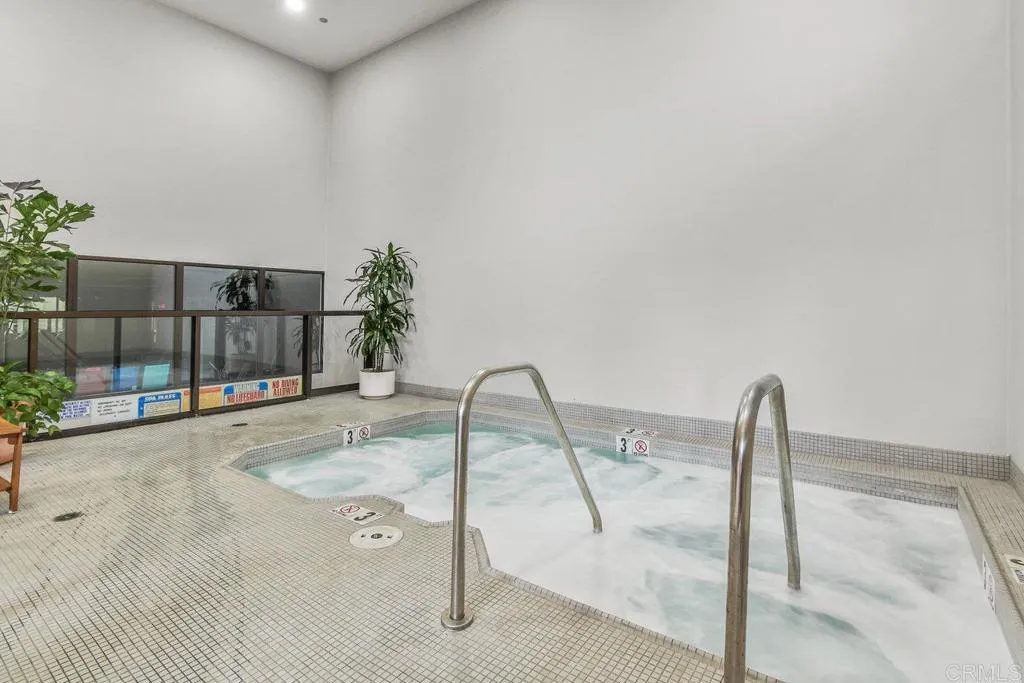 https://cdn.realtyfeed.com/cdn/127/306730617/759093bf8d610ca6bfb583871d910629.webp