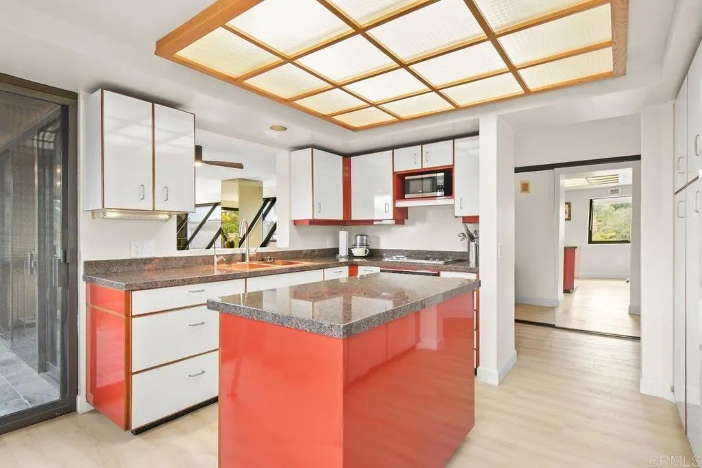 https://cdn.realtyfeed.com/cdn/127/306730617/7a40d3107eb1b638fdf1b36d5cbbbb6c.webp