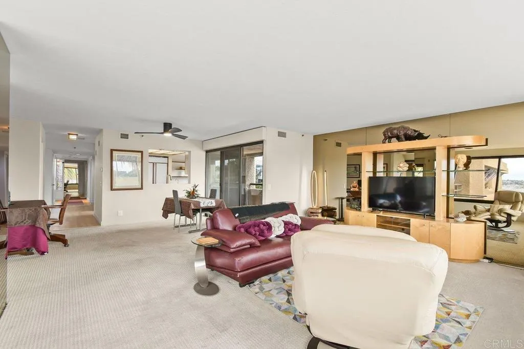 https://cdn.realtyfeed.com/cdn/127/306730617/7eb5278592ce798dced131ec8ef33c22.webp