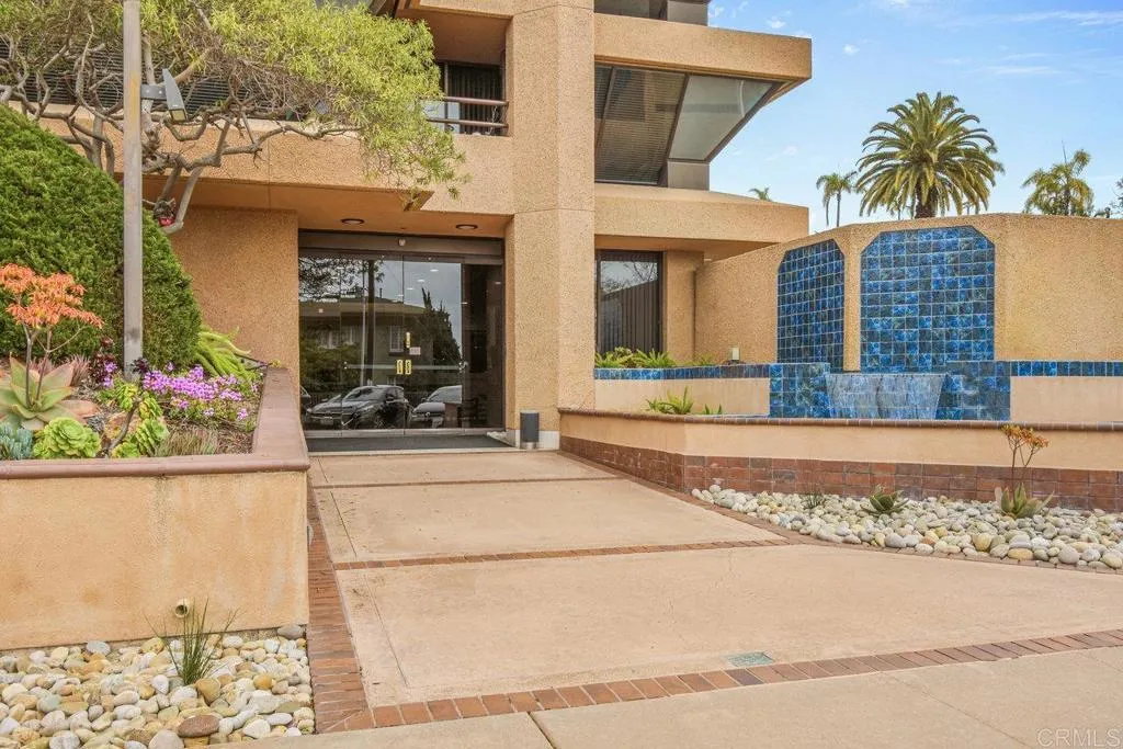 https://cdn.realtyfeed.com/cdn/127/306730617/ad58430e7716b835ccaa893a68ab9419.webp