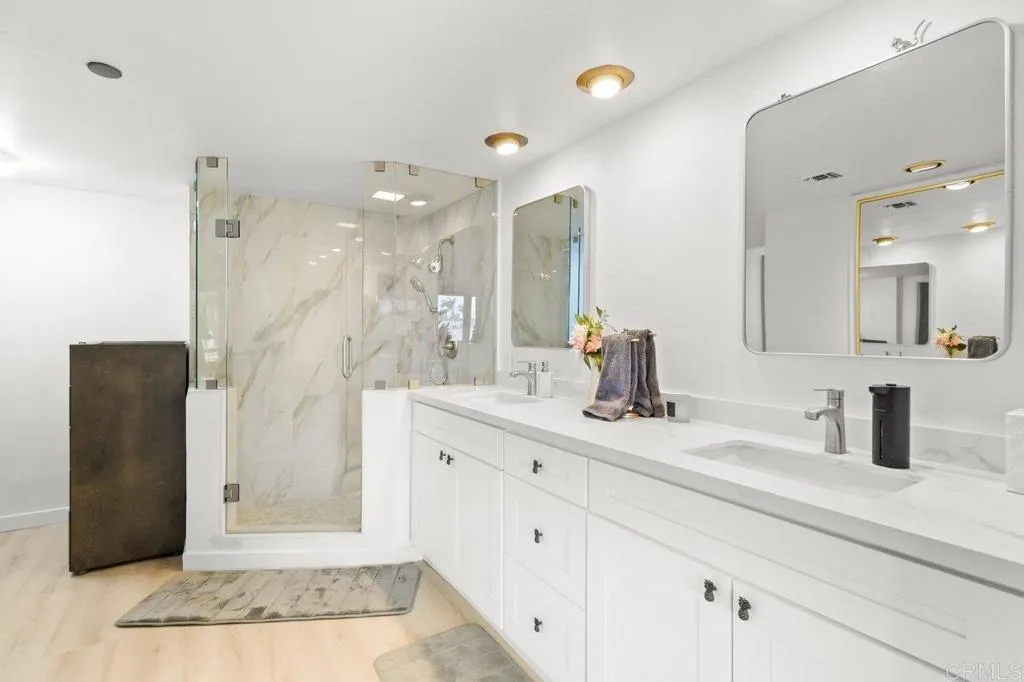 https://cdn.realtyfeed.com/cdn/127/306730617/b7e820436b7039073d0cd7f9a9549787.webp