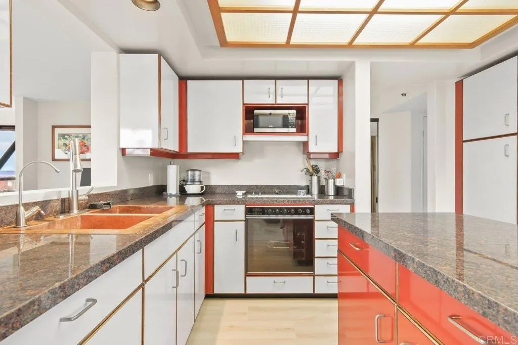 https://cdn.realtyfeed.com/cdn/127/306730617/de4ec768620a10445cbefcfa00abf0f5.webp