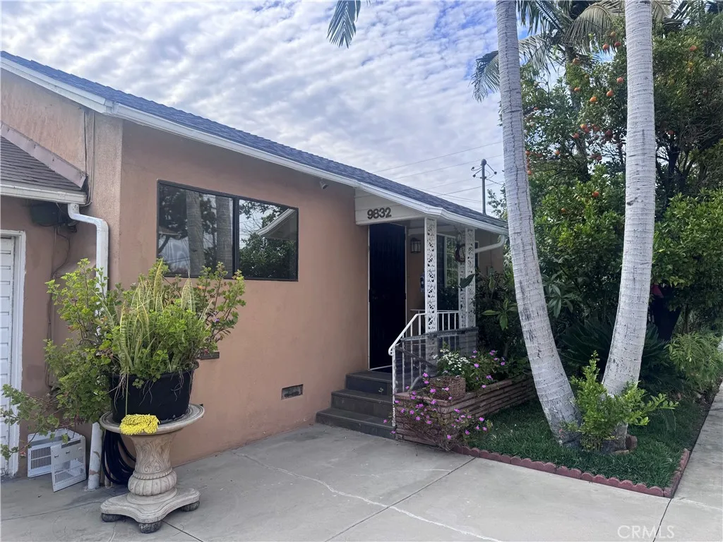 Bellflower, CA 90706