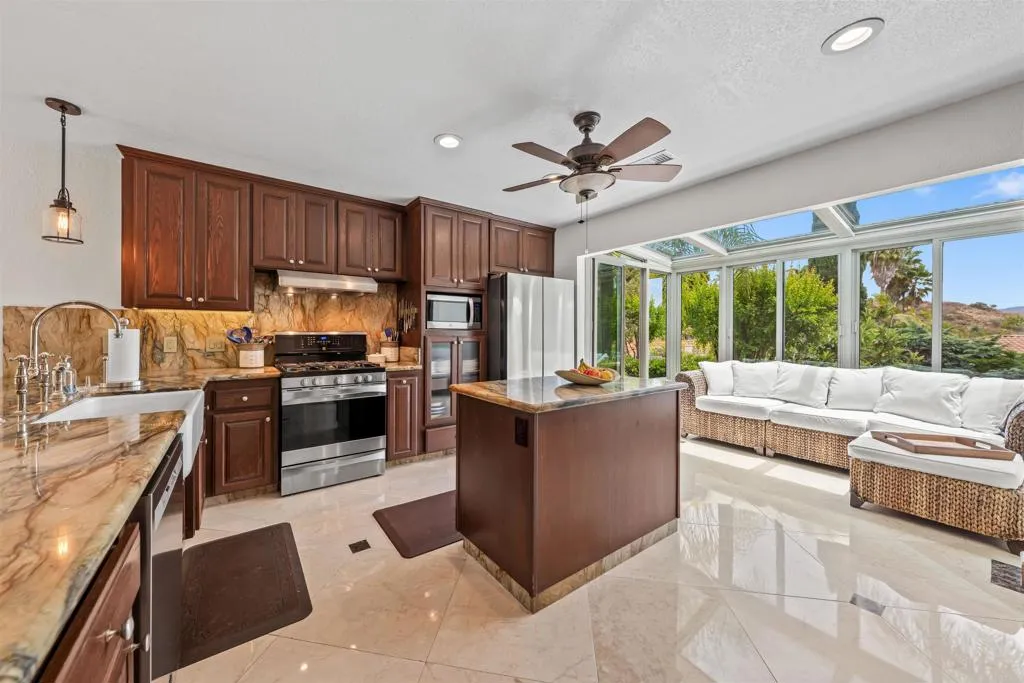 https://cdn.realtyfeed.com/cdn/127/306730640/663734a5e12febf7a12ca87e27f6650a.webp