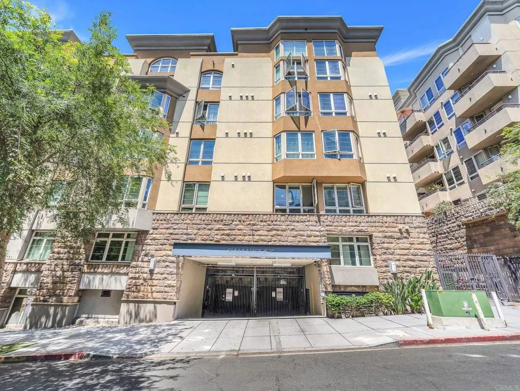https://cdn.realtyfeed.com/cdn/127/306730642/42b5c310200ce45fb0038dde97e0da65.webp
