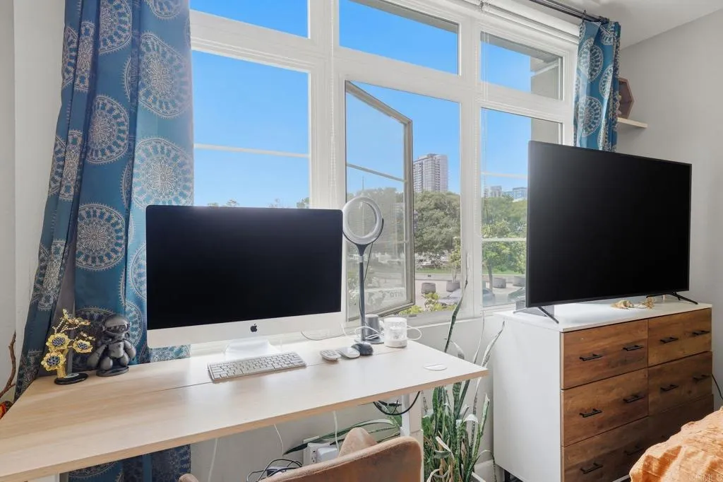 https://cdn.realtyfeed.com/cdn/127/306730642/455ffcc769ffe44be3505e8089bafa0e.webp