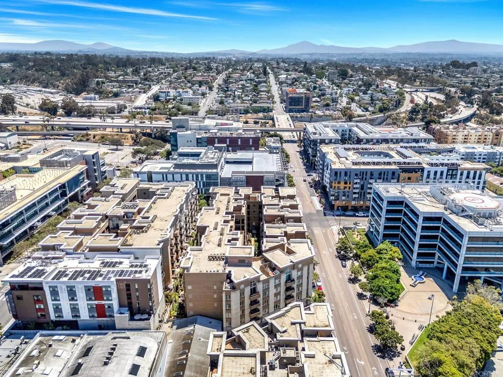 https://cdn.realtyfeed.com/cdn/127/306730642/f5183f1d72c0b25c3266aadb411c1ac4.webp