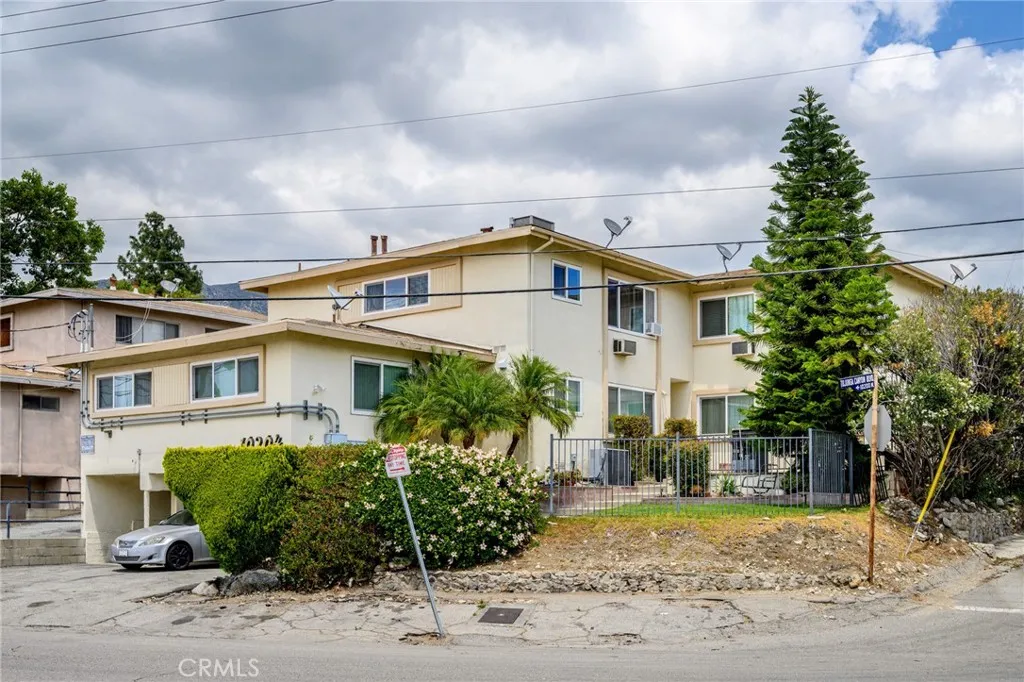 Tujunga, CA 91042