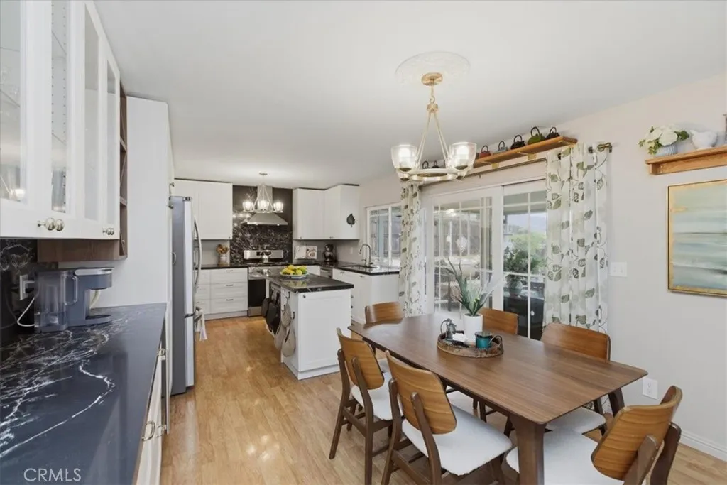 https://cdn.realtyfeed.com/cdn/127/306730704/31c3152acbf713955fe307f07a2e79a5.webp