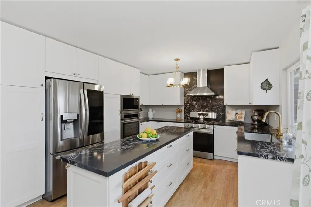 https://cdn.realtyfeed.com/cdn/127/306730704/b77fb57df508ca9038980b50c2eed200.webp