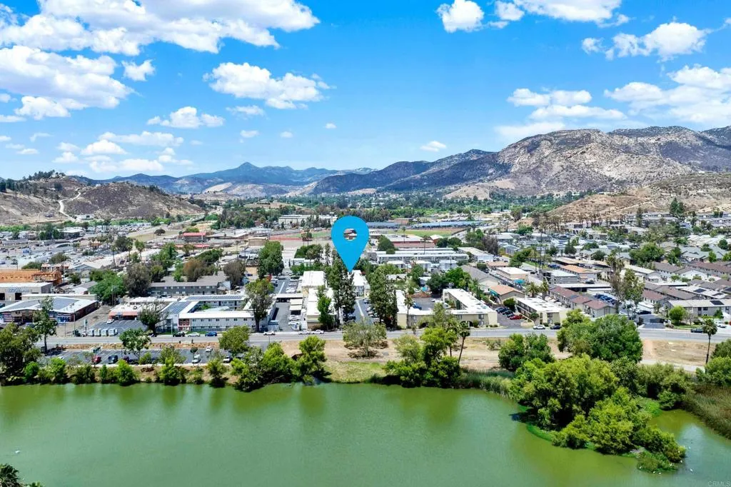 https://cdn.realtyfeed.com/cdn/127/306730726/a0047055bb54a08b2a378c7b9c9a6b4a.webp