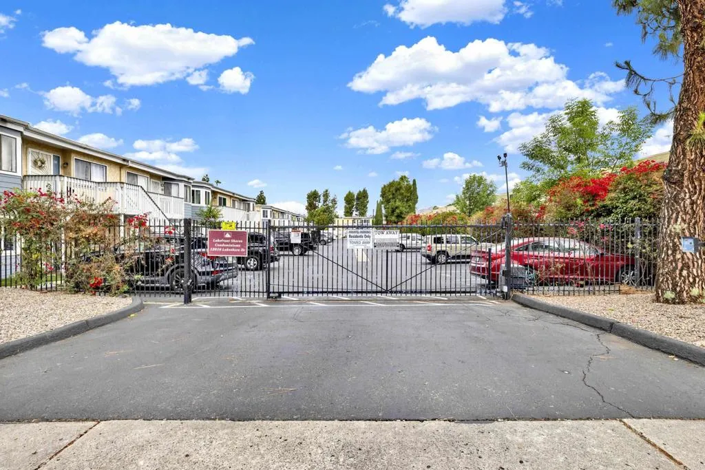 https://cdn.realtyfeed.com/cdn/127/306730726/afe167d102eff0631fc529d5a256c0d5.webp