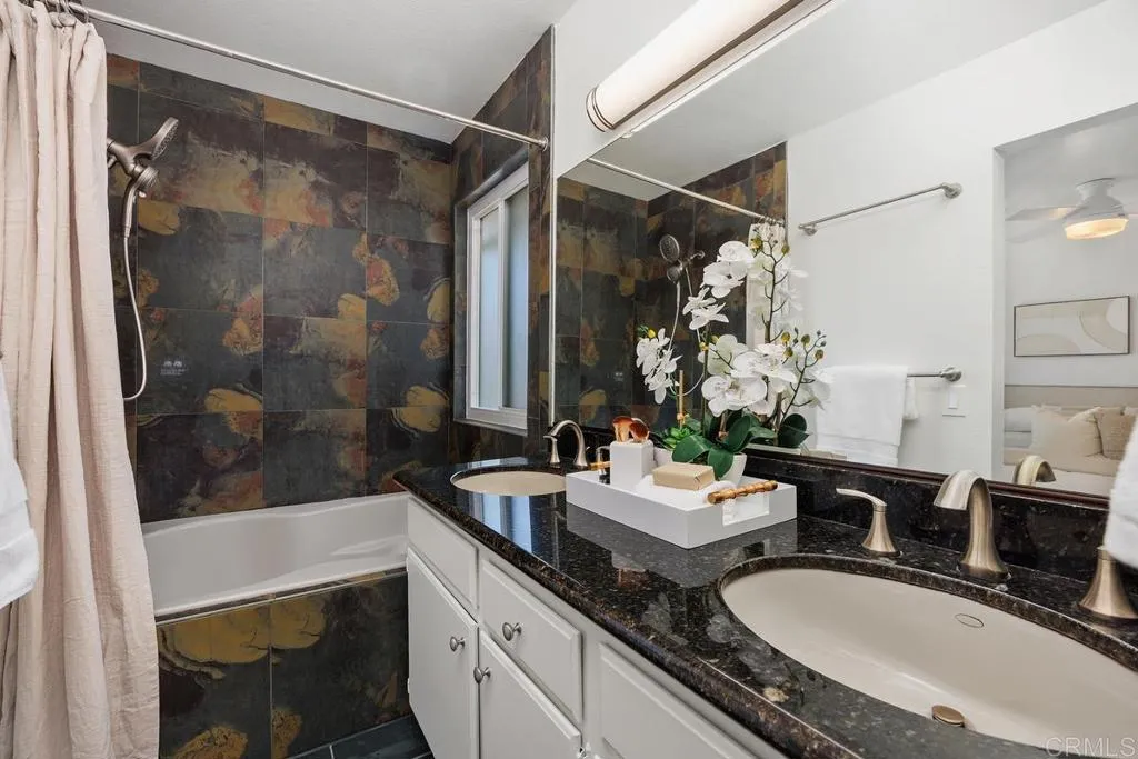 https://cdn.realtyfeed.com/cdn/127/306730733/30cf88386e2b2a0e9bcc57f3e944bfe2.webp
