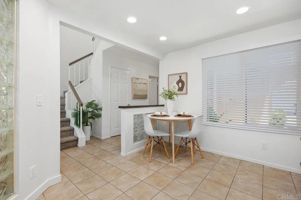 https://cdn.realtyfeed.com/cdn/127/306730733/6a73a050675df5139b7a1bf7df5c608c.webp