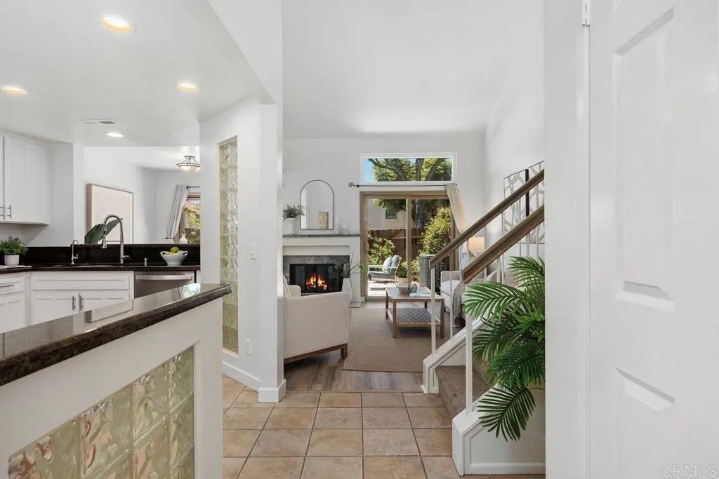 https://cdn.realtyfeed.com/cdn/127/306730733/a69da814fcab00252382d2dd30c763b2.webp