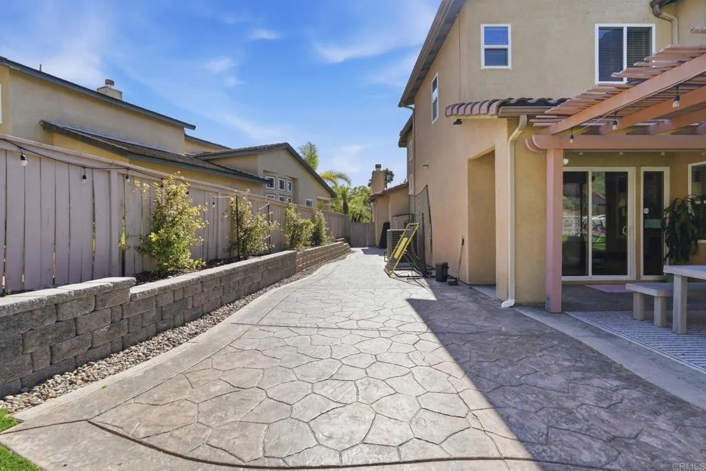 https://cdn.realtyfeed.com/cdn/127/306730739/16de976447e25b8c86f93307be0fef35.webp