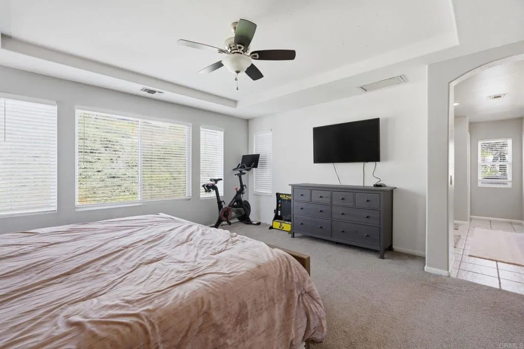 https://cdn.realtyfeed.com/cdn/127/306730739/25915eb5356c67bdfc823f36618f237e.webp