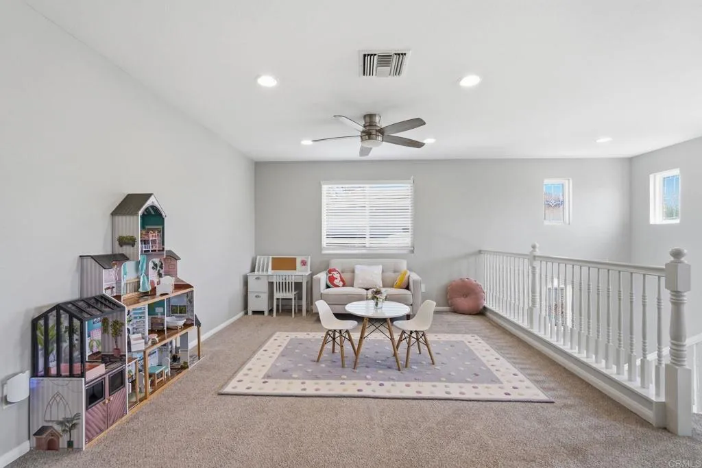 https://cdn.realtyfeed.com/cdn/127/306730739/42500951a1b8b5a56be7533eba00b0ce.webp