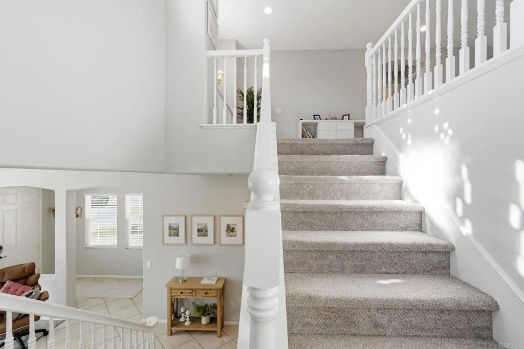 https://cdn.realtyfeed.com/cdn/127/306730739/66a0e94f80c07e2e0c0bb0f135dec7c4.webp