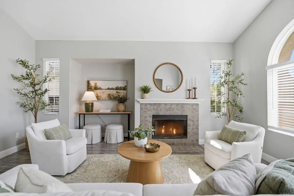 https://cdn.realtyfeed.com/cdn/127/306730739/ce95d016b9cba71575fd082b83de3f18.webp