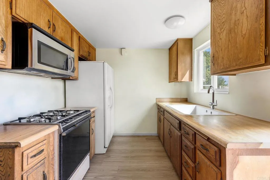 https://cdn.realtyfeed.com/cdn/127/306730773/8a159a64ce4857730024a862fdb7518b.webp