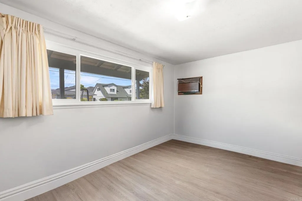 https://cdn.realtyfeed.com/cdn/127/306730773/9eff12fd9be20bad1155ea439b882b18.webp